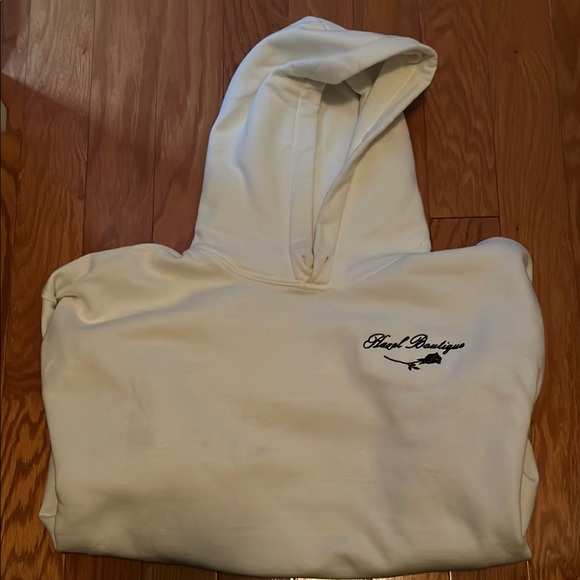 hazel boutique Tops - HAZEL BOUTIQUE White Hoodie